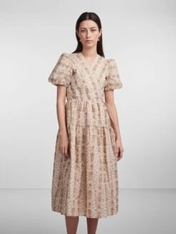 Y.A.S YASNORU WIKKELJURK