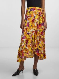 Y.A.S YASFINNA WIKKELROK